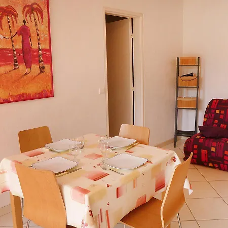 Apartment Castel Guillaume.1 *